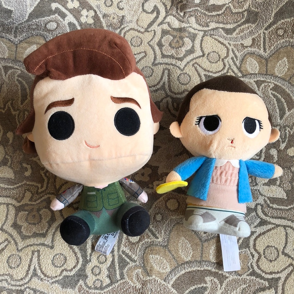 Funko Plush Stranger Things - Hunter Steve & Eleven with Egg and Bloody Nose